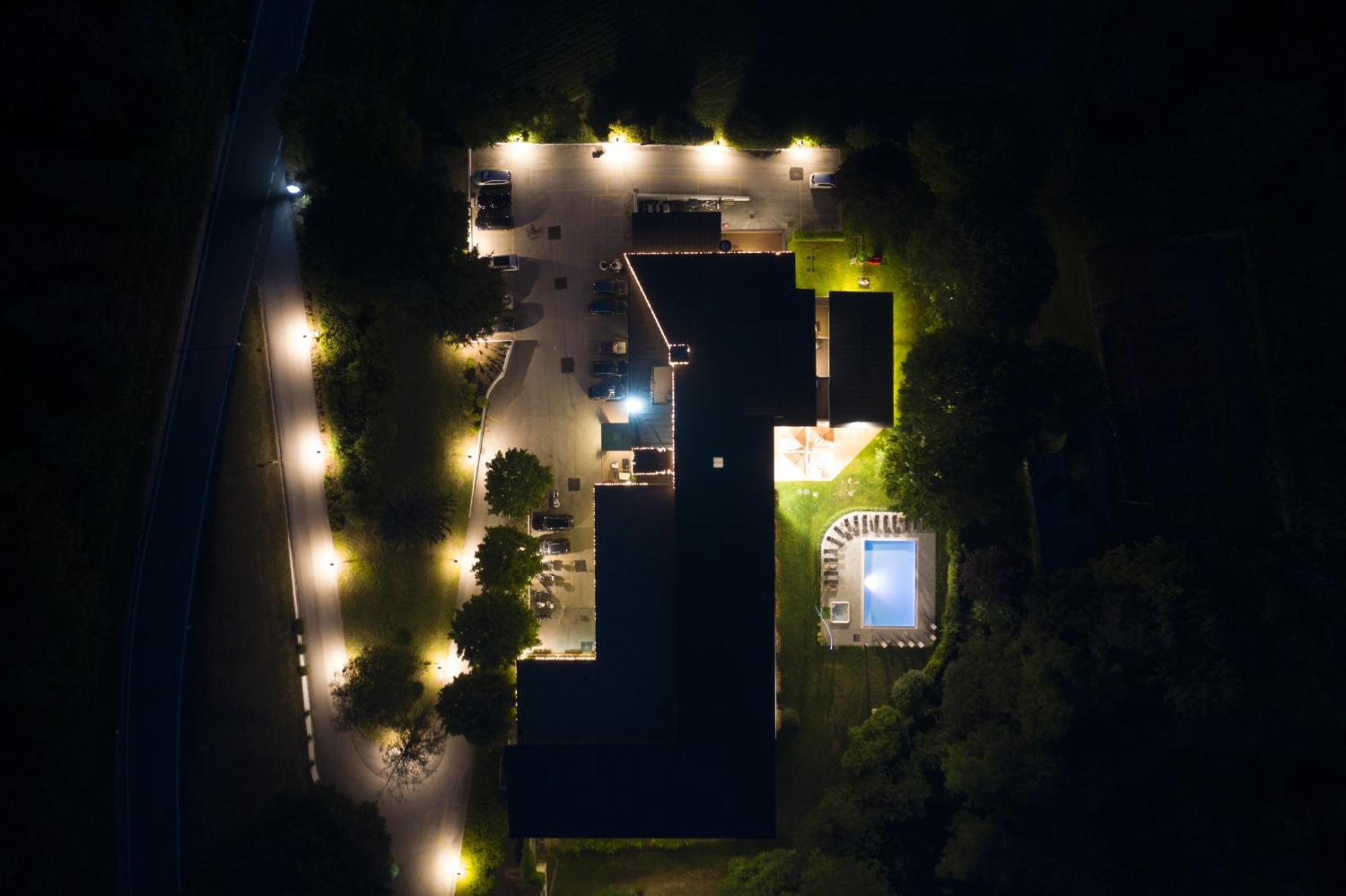 Vital Hotel Flora Comano Terme Exterior photo
