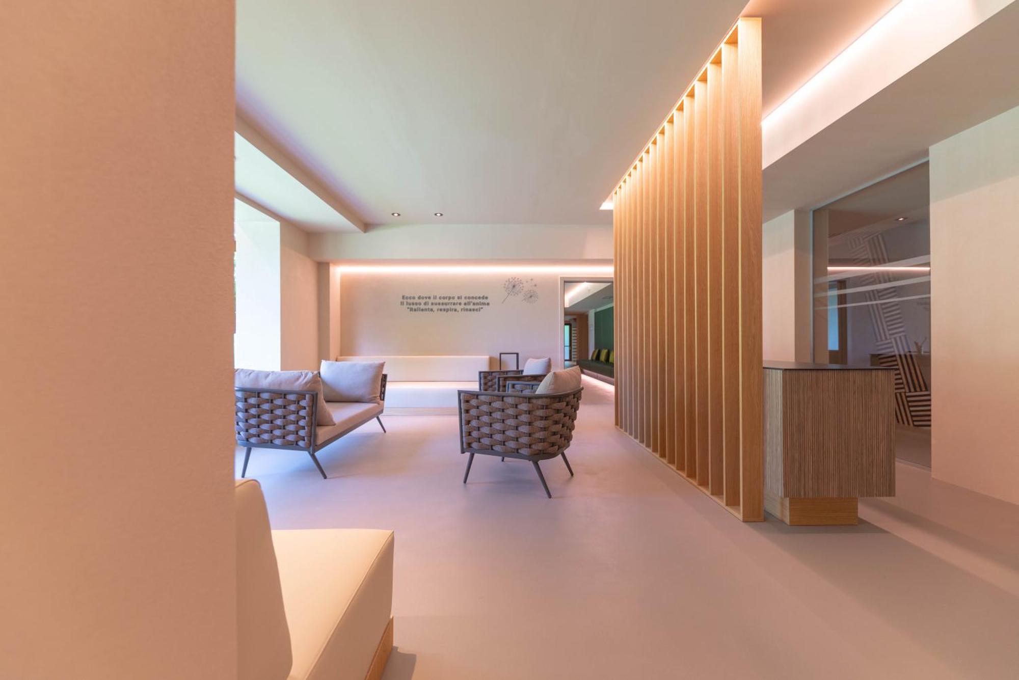 Vital Hotel Flora Comano Terme Exterior photo