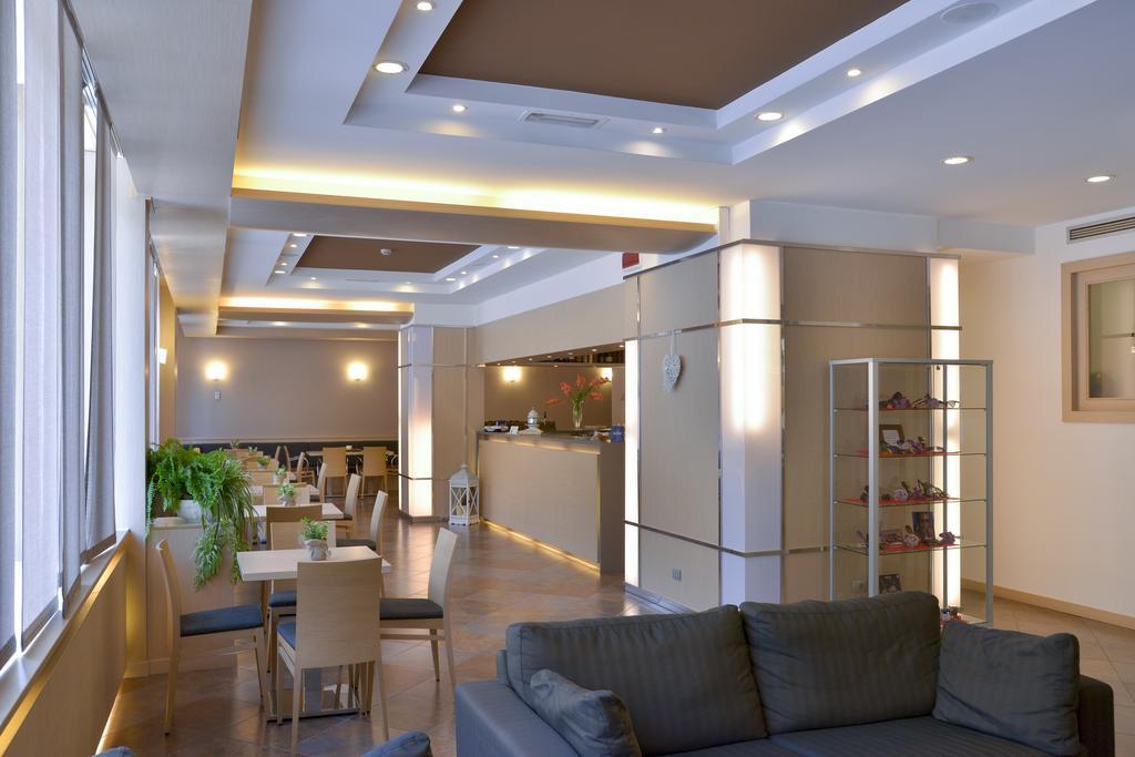 Vital Hotel Flora Comano Terme Exterior photo