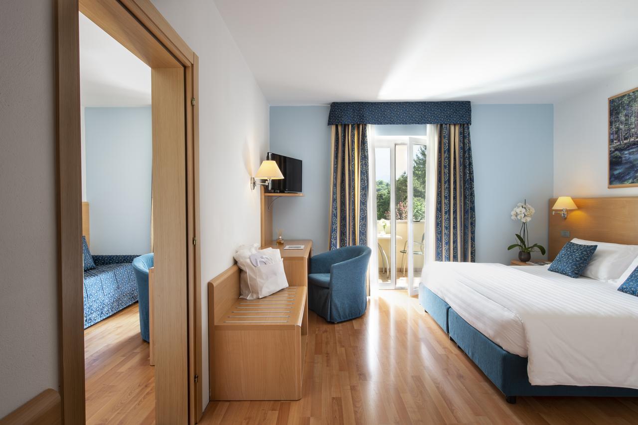 Vital Hotel Flora Comano Terme Exterior photo